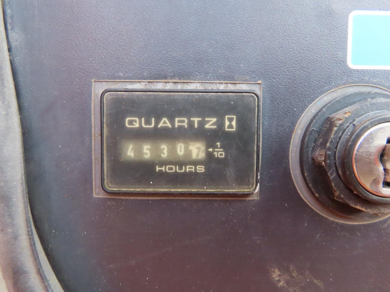 Sold - Scissor Lift - View 2